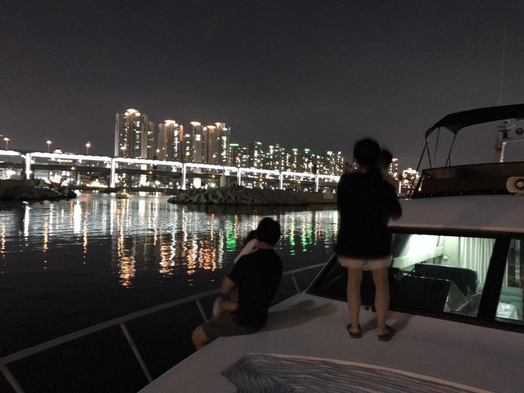 Hotel Sea And Yacht Busan Esterno foto